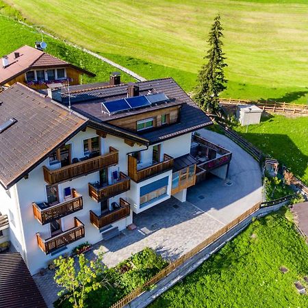Villa Hilde St. Kassian Exterior foto